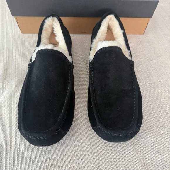 UGG MENS ASCOT suede SLIPPERS - Picture 2 of 10